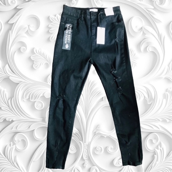 NWT! Bamboo Super Soft Rayon Denim Distressed Jeans - Picture 1 of 2